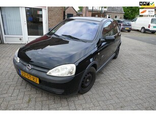 Opel Corsa 1.2-16V Sport geen roest