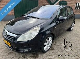 Opel Corsa 1.4-16V Cosmo AIRCO Mooie auto