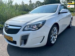 Opel Insignia 2.8 T OPC 325 PK 4X4 V6