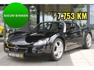 Opel Speedster 2.2-16V (bj 2004)