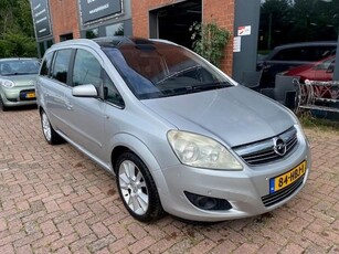 Opel Zafira 2.2 Cosmo LEER, Pano, 7p