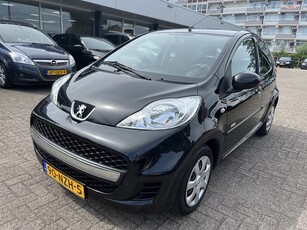 Peugeot 107 1.0-12V Millesim 200 Airco NAP (bj 2010)