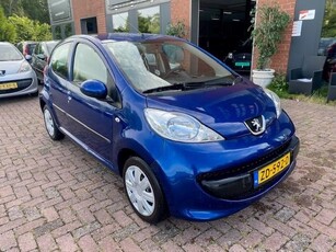 Peugeot 107 1.0-12V XR 5-drs APK