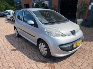 Peugeot 107 1.0-12V XR 5-drs