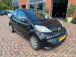 Peugeot 107 1.0-12V XS 5-drs, Airco