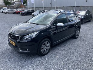 Peugeot 2008 1.2 Benzine * Super zuinig * * Navigatie *