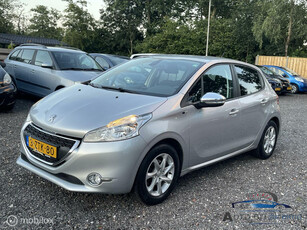 Peugeot 208 1.2 PureTech Blue Lease Premium airco navi NAP