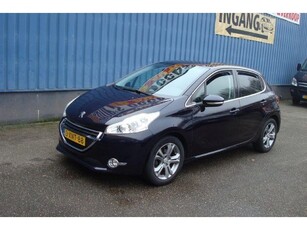 Peugeot 208 1.6 VTi Allure - 5 Deurs - 120pk - Donker paars