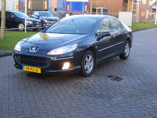 PEUGEOT 407 2.0-16V XR Pack