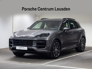 Porsche Cayenne E-Hybrid (bj 2023, automaat)