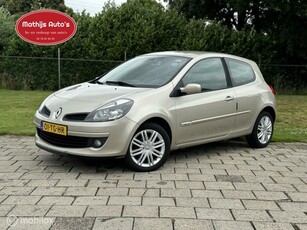 Renault Clio 1.6-16V Dynamique Automaat! Leder! Climate