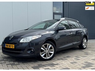 Renault Mégane Estate 1.5 dCi Bose VERSNELLINGSBAK DEFECT