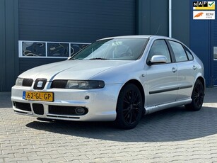 Seat Leon 1.8-20VT Sport Airco