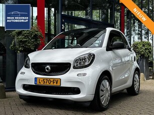 Smart fortwo EQ Essential 18 kWh Navigatie Panodak