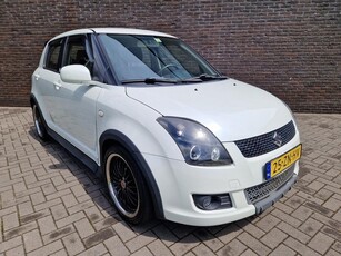 Suzuki Swift 1.3 Shogun 5 deurs airco sport APK 04-2025 LM