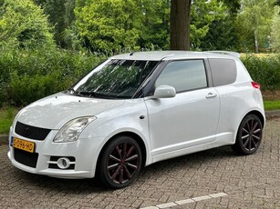 Suzuki Swift 1.6 Sport 2009 Climate control! Sportieve auto! Keyless go/ entry! Goed rijdend!