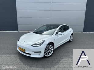 Tesla Model 3 Long Range 75 kWh Pearl performance wheels