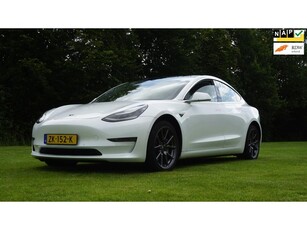 Tesla Model 3 Long Range AWD 75 kWh Wit Interieur