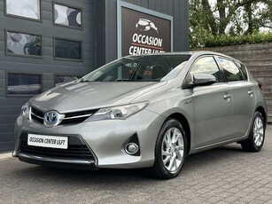 Toyota Auris 1.8 HYBRID / AUTOMAAT / NAVIGATIE / CAMERA ....