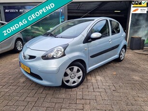 Toyota Aygo 1.0-12V + 1E EIGENAAR 12 MND GARANTIE NW