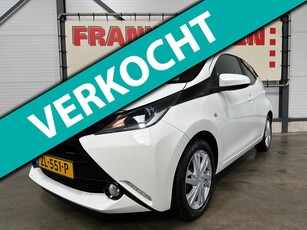 Toyota Aygo 1.0 VVT-i x-cite + Camera Bluetooth Airco