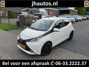 Toyota Aygo 1.0 VVT-i x-play 5-DRS/AIRCO/TOUCHSCREEN/CAMERA