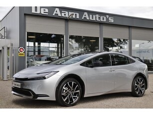 Toyota Prius Elegant Plug-In Panorama Acc 19 Inch Nieuw!