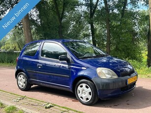 Toyota Yaris 1.0 VVTI APK!ZUINIG!KOOPJE! (bj 2000)