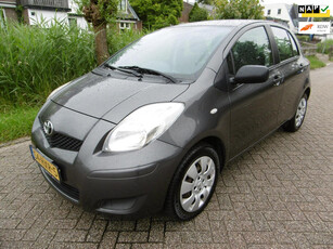 Toyota Yaris 1.3 VVTi 5-deurs 101pk Airco Trekhaak Historie 140.000km NAP