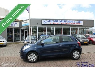 Toyota Yaris 1.3 VVTi Sol MMT