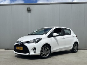 Toyota Yaris 1.5 Hybrid Dynamic Lichtmetalen velgen