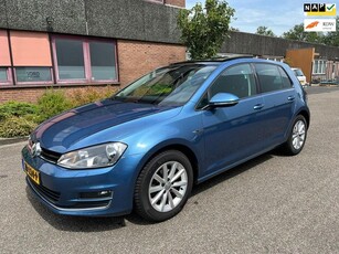 Volkswagen Golf 1.2 TSI Connected Series Panoramadak Navi