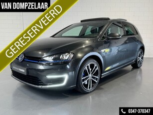 Volkswagen Golf 1.4 TSI GTE 204PK / PANODAK / NAVI / LEDER