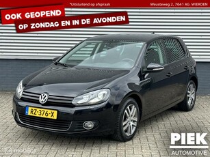 Volkswagen Golf 1.4 TSI Highline DYNAUDIO