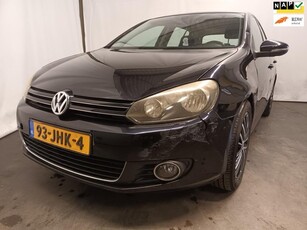 Volkswagen Golf 1.4 TSI Highline - Motor Niet 100% - Schade