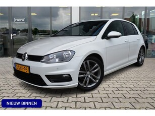 Volkswagen Golf 1.4 TSI R-Line Virtual Cockpit 17 Inch