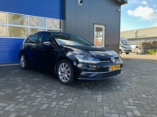 Volkswagen Golf 1.5 TSI Highline DSG trekhaak Navi