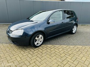 Volkswagen Golf 1.6 Trendline/5duers/clima/cruise/