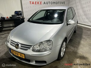 Volkswagen Golf 2.0 FSI Sportline Airco/Cruise