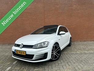 Volkswagen Golf 2.0 TDI GTD DEALERONDERHOUDEN AUTO NAV PANO