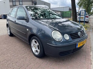 Volkswagen Polo 1.2-12V 5deurs Airco (bj 2004)