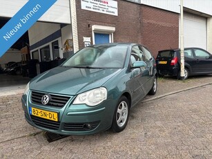 Volkswagen Polo 1.4-16V Comfortline Nette POLO AIRCO&APK&NAP