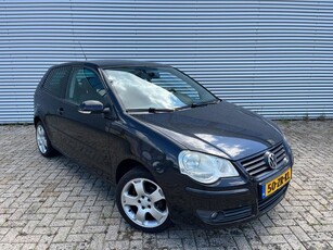 Volkswagen Polo 1.4-16V ComfortlineAircoCruise