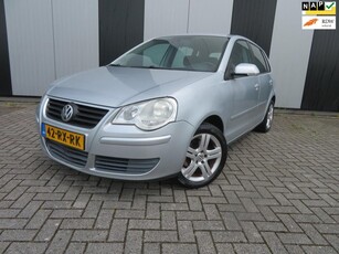 Volkswagen Polo 1.4-16V Turijn