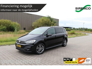 Volkswagen Touran 1.5 TSI Highline R line led adaptive cruise trekhaak stoelverwarming camera climate control automaat