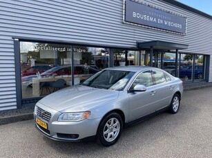 Volvo S80 2.5 T Kinetic Leer+Trekhaak (bj 2009, automaat)