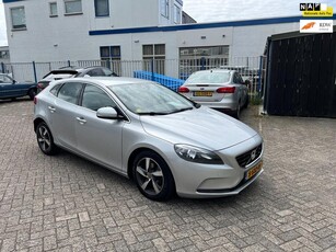 Volvo V40 1.6 D2