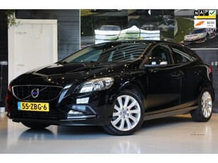 Volvo V40 1.6 T3 Kinetic - TREKHAAK - NAVI - R-Design -