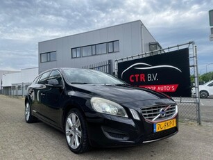 Volvo V60 2.0 D3 Momentum (bj 2011)