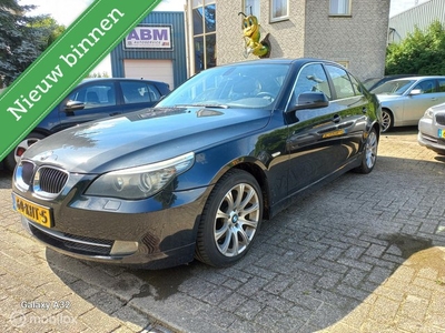 BMW 5-serie 523i LCI ,Exe, Autom, Boekjes NAP,Nw APK